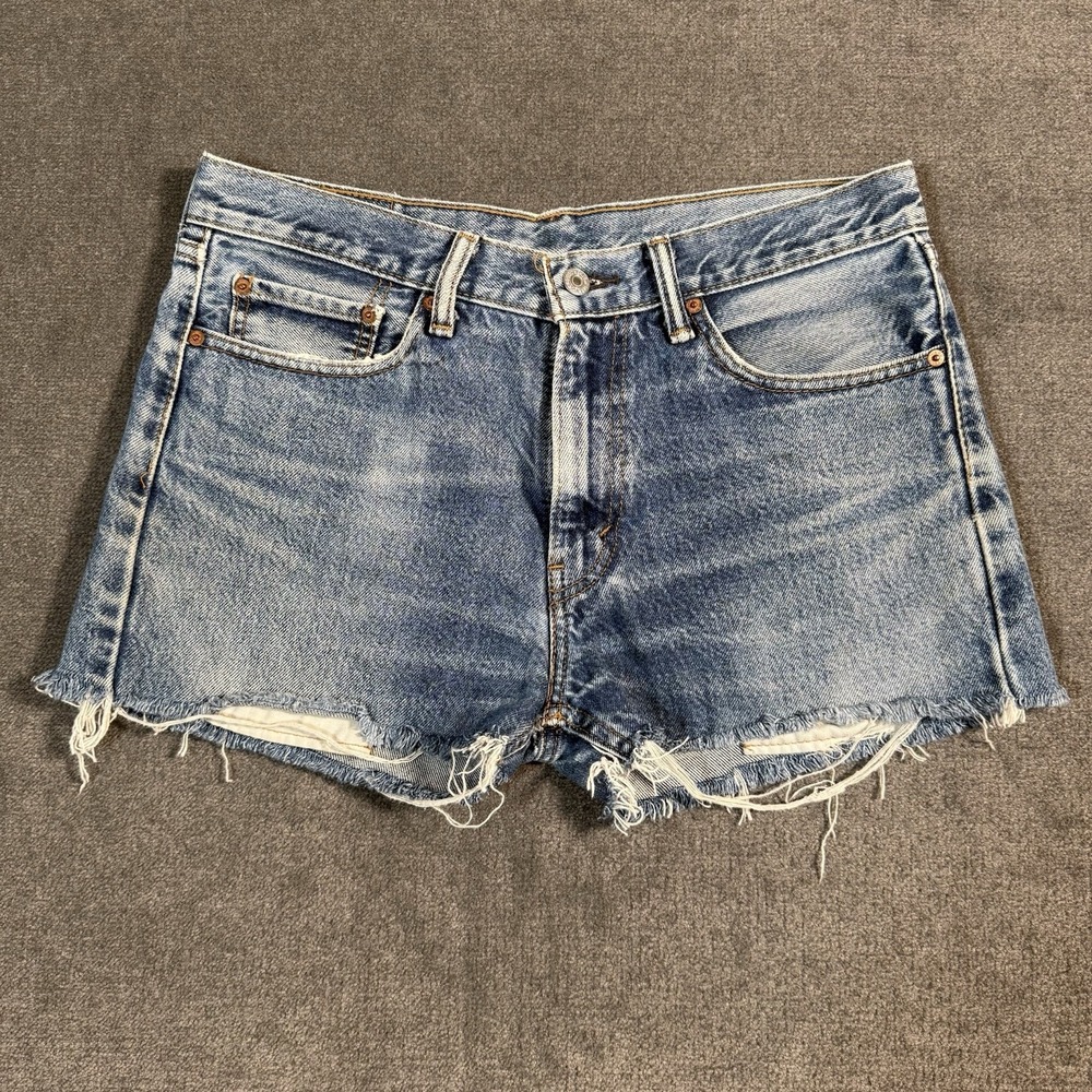 Y2K Levi's 505 Cut-Off Shorts Women's Size 32 Medium Wash Distressed Frayed